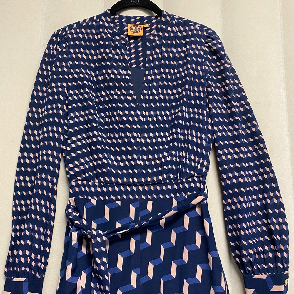 Tory Burch Women’s Judi Dress Size 2 100% Silk Belted Designer Luxury Feminine